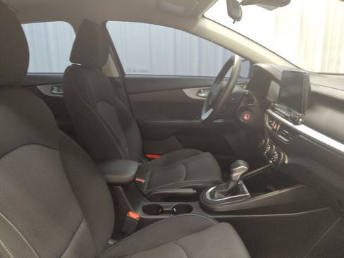 Used 2024 Kia Forte LXS FWD image 21