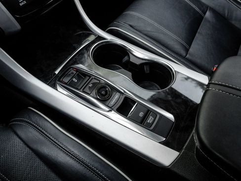 Used 2019 Acura TLX w/ Technology Package FWD image 32