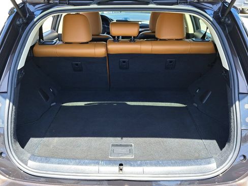 Used 2014 Lexus CT 200h w/ Seat Comfort Package FWD image 12