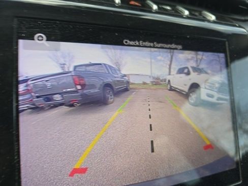 Used 2024 Jeep Grand Cherokee L Laredo image 18