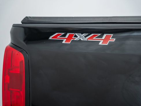 Used 2019 Chevrolet Colorado LT w/ LT Convenience Package AWD/4WD image 21