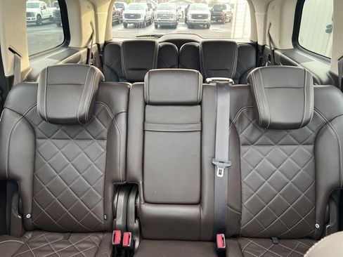 Used 2017 Mercedes-Benz GLS 450 4MATIC image 6