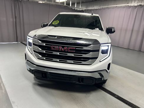 New 2026 GMC Sierra 1500 SLE w/ Preferred Package AWD/4WD image 2