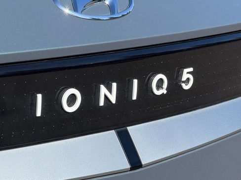 Used 2024 Hyundai Ioniq 5 SEL AWD/4WD image 27