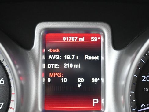 Used 2020 Dodge Journey SE w/ SE Popular Equipment Group image 15