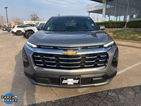Used 2025 Chevrolet Equinox LT image 8