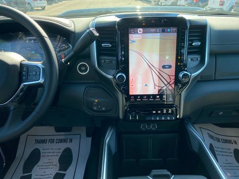 New 2026 RAM 2500 Laramie w/ Sport Appearance Package AWD/4WD image 18