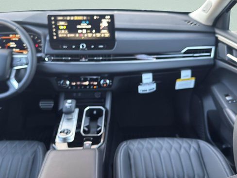 New 2026 Mitsubishi Outlander SEL FWD image 19