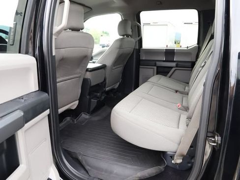 Used 2016 Ford F150 XLT AWD/4WD image 21