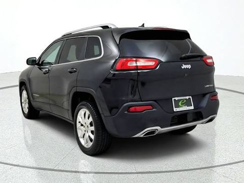 Used 2015 Jeep Cherokee Limited w/ Trailer Tow Group FWD image 6