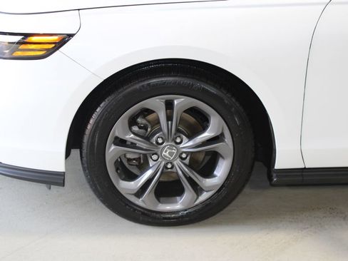 Used 2024 Honda Accord EX image 6