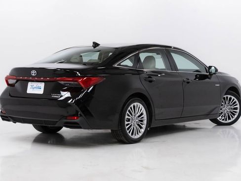 Used 2020 Toyota Avalon Limited w/ Advanced Safety Package FWD image 37