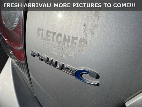 Used 2014 Toyota Prius C Two image 9