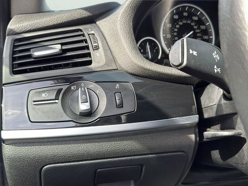 Used 2017 BMW X3 xDrive28i image 18