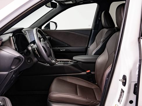 Certified 2024 Lexus TX 350 FWD w/ Captains Chair Package image 25