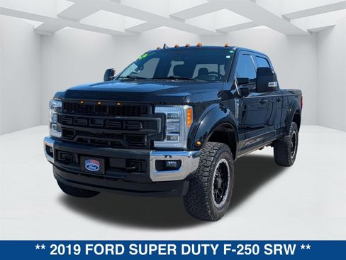 Used 2019 Ford F250 Lariat w/ Lariat Ultimate Package image 7