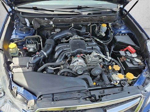 Used 2010 Subaru Legacy 3.6R AWD/4WD image 21
