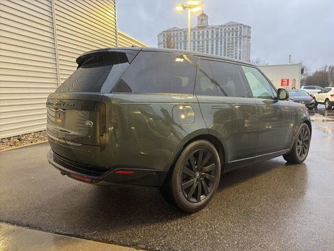 Used 2023 Land Rover Range Rover SE image 7