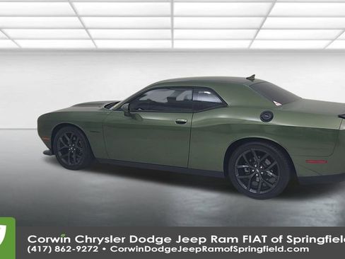 Used 2022 Dodge Challenger R/T image 10