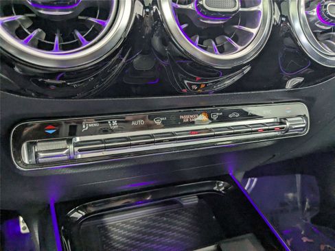 Used 2023 Mercedes-Benz GLA 35 AMG 4MATIC image 23