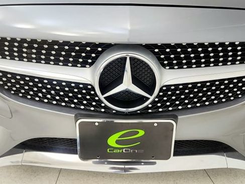 Used 2017 Mercedes-Benz C 300 Cabriolet image 18