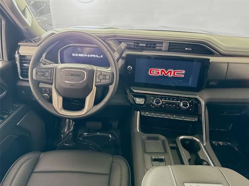 New 2026 GMC Sierra 3500 Denali w/ Denali Reserve Package AWD/4WD image 2