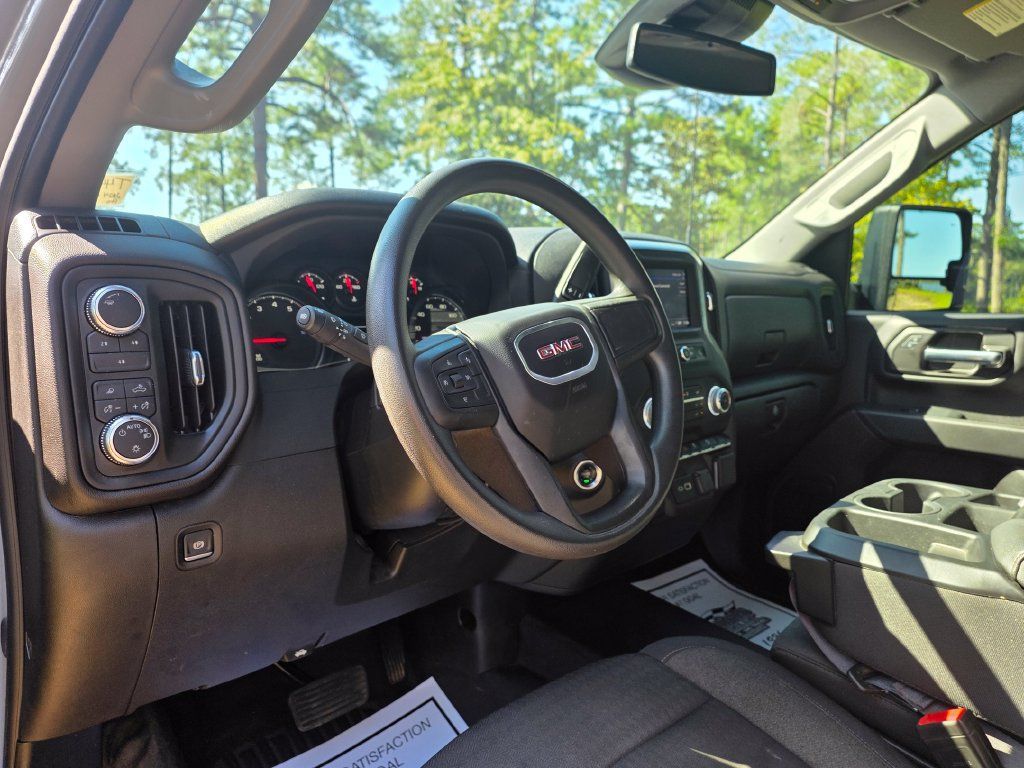 Used 2024 GMC Sierra 2500 Pro w/ 1SA Pro Safety Plus Package AWD/4WD image 12