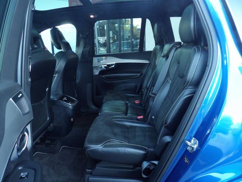 Used 2018 Volvo XC90 T6 R-Design w/ Convenience Package AWD/4WD image 11