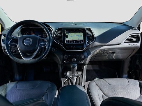 Used 2019 Jeep Cherokee Limited AWD/4WD image 8