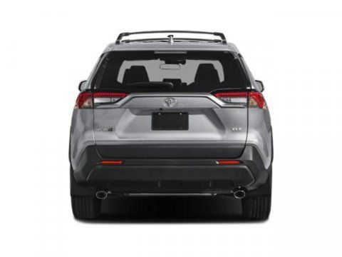 Used 2023 Toyota RAV4 XLE Premium AWD/4WD image 5