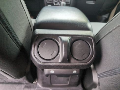 Used 2020 Jeep Gladiator Sport w/ Quick Order Package 24S AWD/4WD image 19