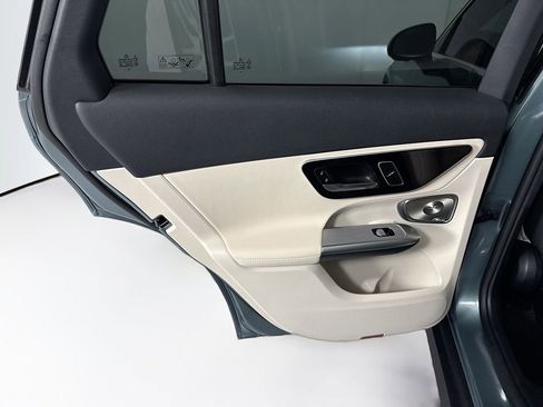 Certified 2026 Mercedes-Benz GLC 300 image 27