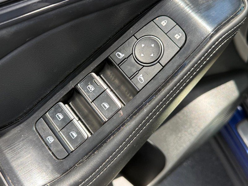 Used 2023 Nissan Rogue SL AWD/4WD image 17