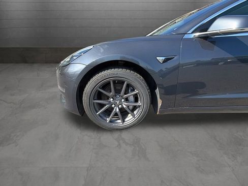 Used 2018 Tesla Model 3 Long Range AWD/4WD image 34