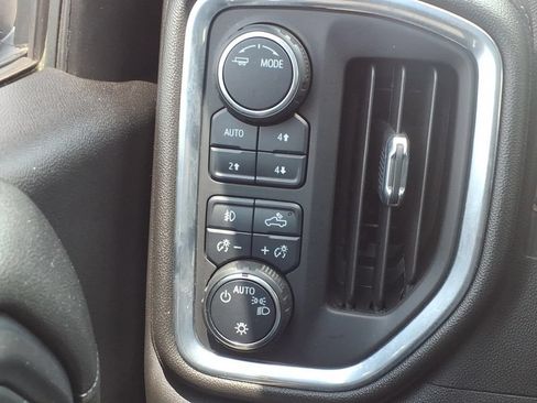 Used 2021 Chevrolet Silverado 1500 LT Trail Boss w/ Bed Protection Package AWD/4WD image 33