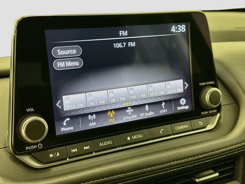 Used 2026 Nissan Rogue SV AWD/4WD image 21