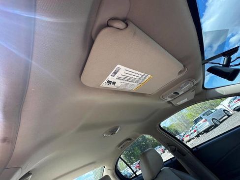 Used 2007 Chevrolet Malibu LTZ FWD image 32