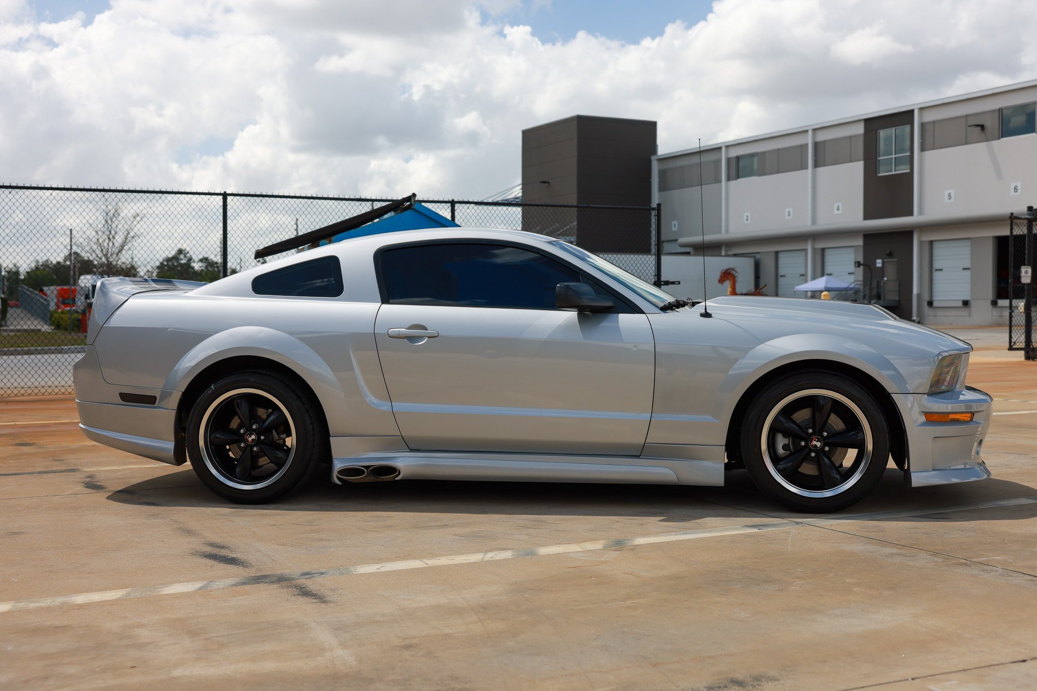 Used 2006 Ford Mustang GT Premium RWD image 16