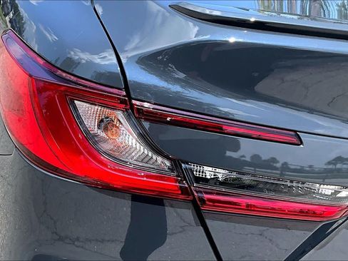 Used 2025 Toyota Camry SE FWD image 29
