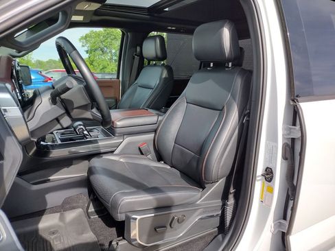 Used 2022 Ford F150 Lariat AWD/4WD image 10