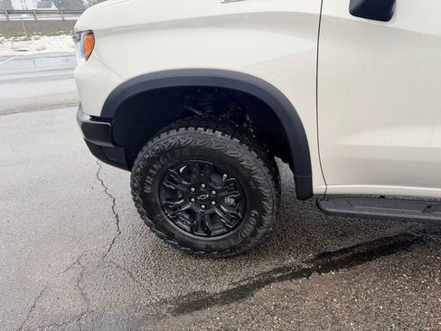New 2026 Chevrolet Silverado 1500 ZR2 AWD/4WD image 12