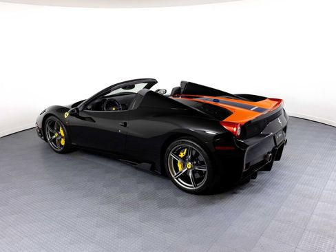 Used 2015 Ferrari 458 Speciale A image 8