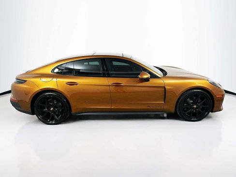 New 2025 Porsche Panamera 4 image 8