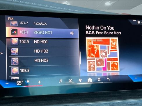 New 2025 BMW 740i image 22