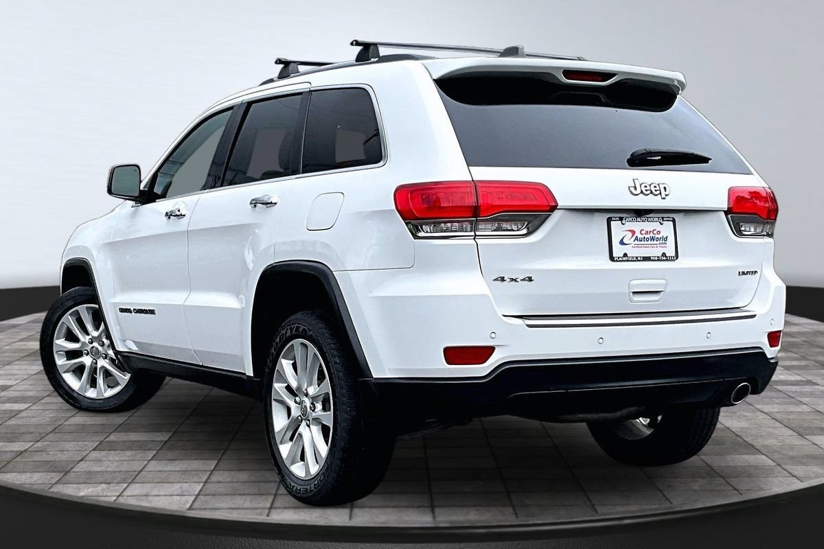 Used 2017 Jeep Grand Cherokee Limited w/ Luxury Group II AWD/4WD image 7
