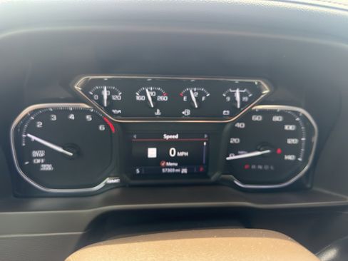 Used 2021 GMC Sierra 1500 SLT w/ SLT Convenience Package AWD/4WD image 28