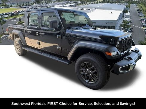 New 2026 Jeep Gladiator Sport AWD/4WD image 2