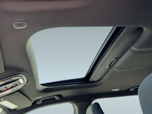 New 2025 Jeep Grand Cherokee L Laredo image 15