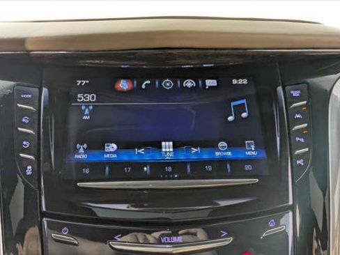 Used 2019 Cadillac Escalade Platinum AWD/4WD image 30