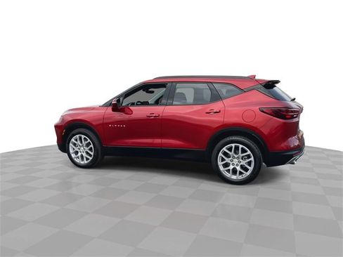 Used 2024 Chevrolet Blazer LT w/ Sound & Technology Package image 6